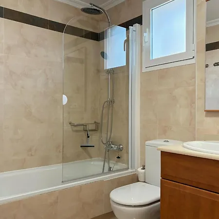 Traumhafte Familien-ferienwohnung Mit Dachterrasse & Pool * 卡拉斯马略卡